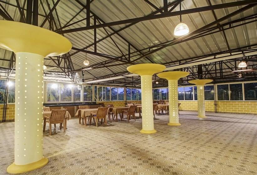 ホテル Treebo Majestic Palms, 2 Km From Colva Beach