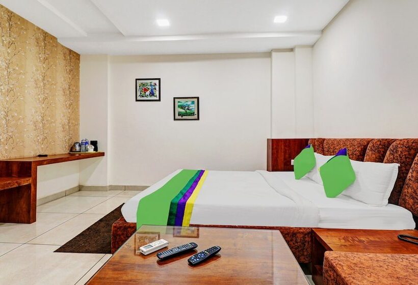 בית מלון כפרי Treebo Trend Sai Sagar