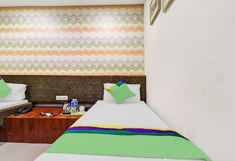 בית מלון כפרי Treebo Trend Sai Sagar