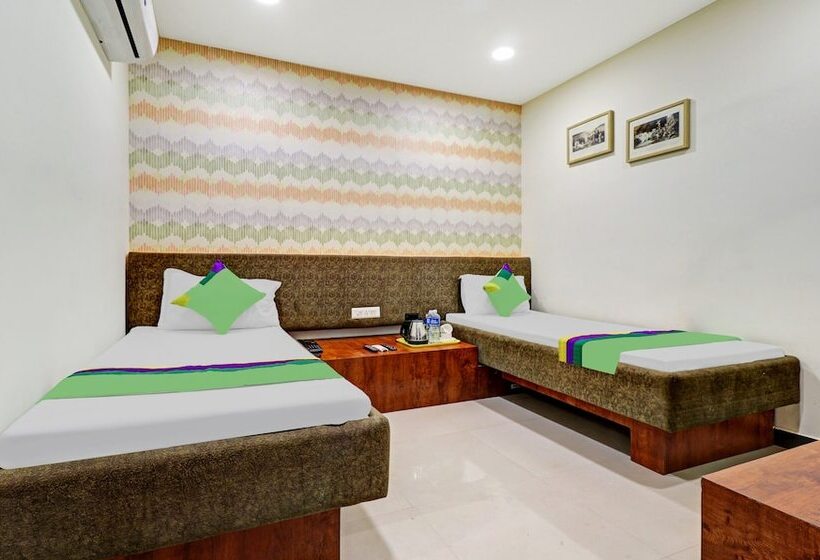 בית מלון כפרי Treebo Trend Sai Sagar