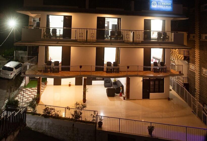 호텔 Tale N Trails Cottage