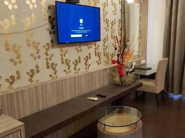 Hotel Udayanraje Palace