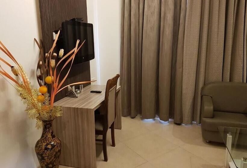 Hotel Udayanraje Palace