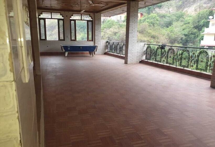 هتل Wonder World Resort