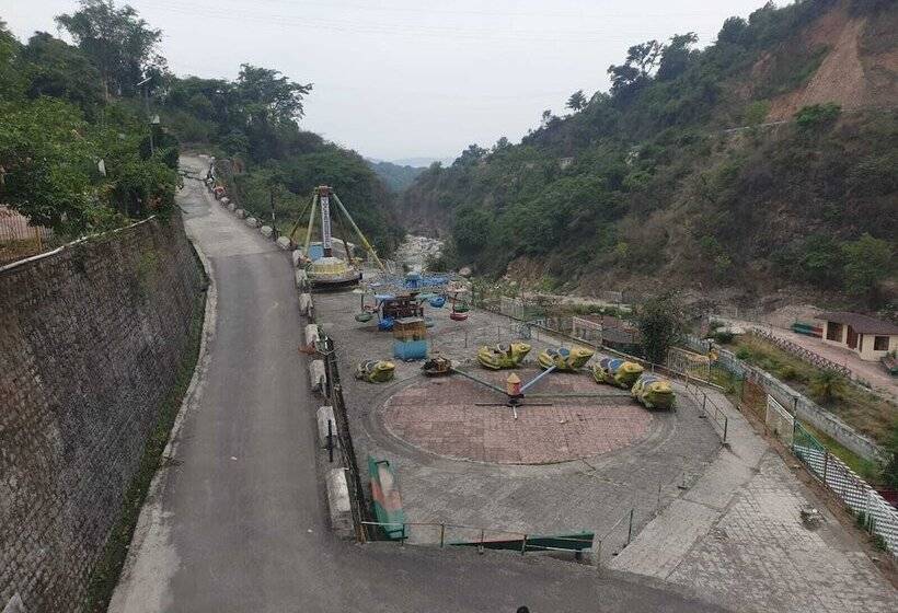 هتل Wonder World Resort