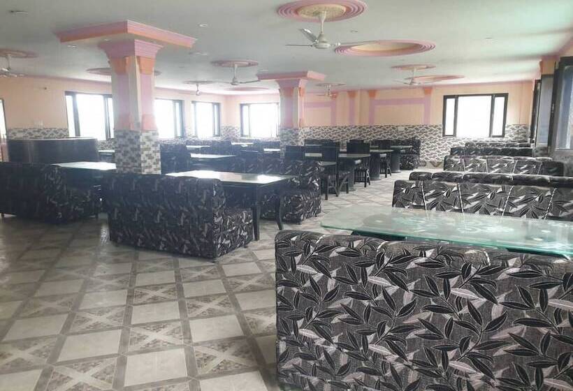 هتل Wonder World Resort