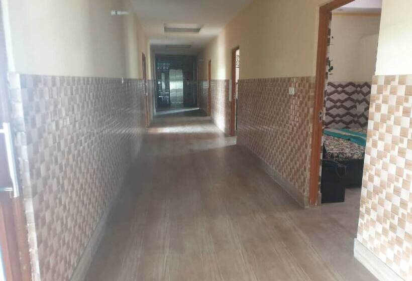 هتل Wonder World Resort