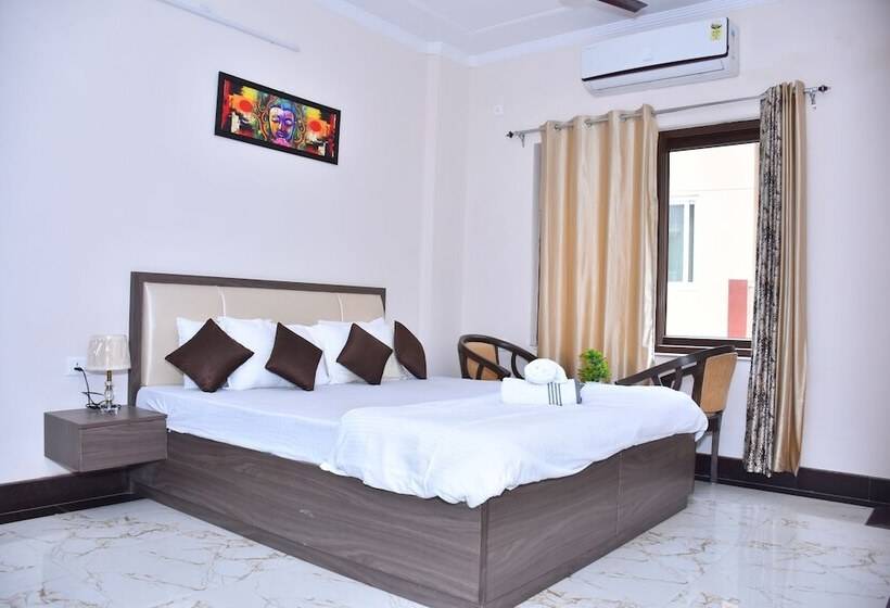 Отель Yellow Leaf Rishikesh