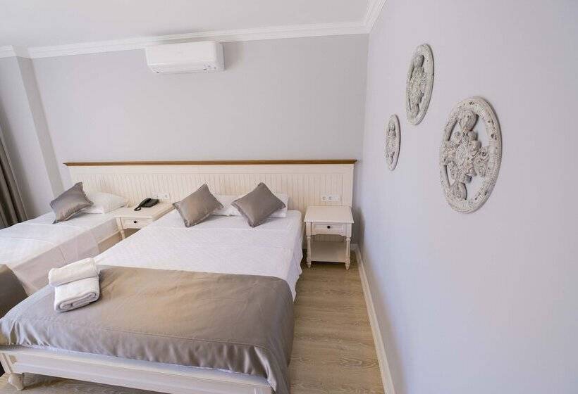 Отель Icarus Alacati +16