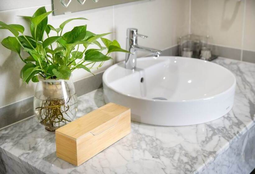 Lamanga Hotel & Suite Da Nang