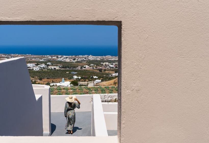 Lavadoze Luxury Suites