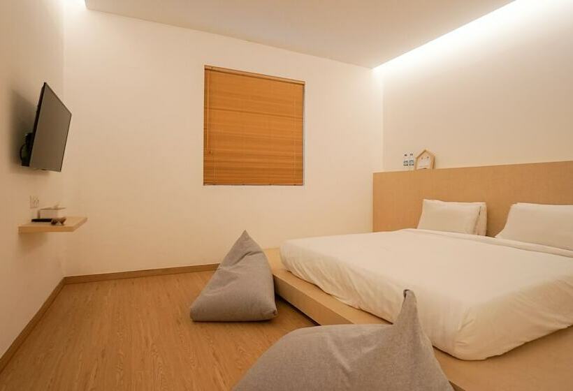 בית מלון כפרי Manuka By Havis