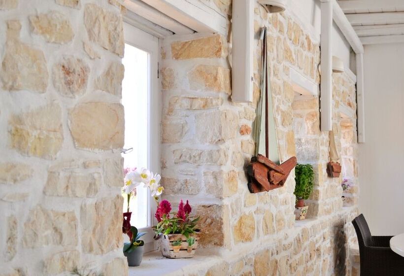 Mer Bleu Luxury Apartments