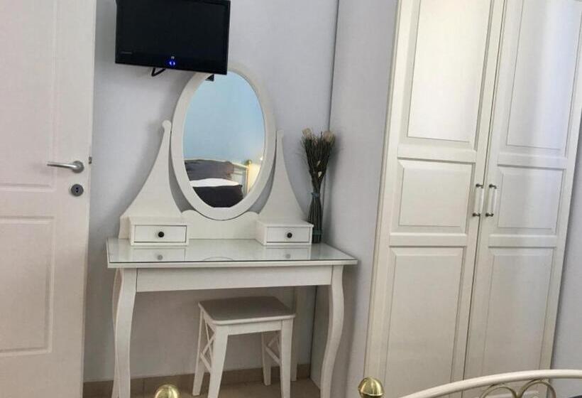 Mer Bleu Luxury Apartments