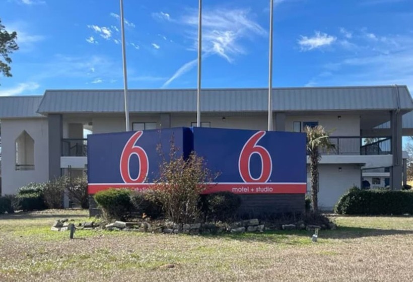 Motel 6 Texarkana, Tx