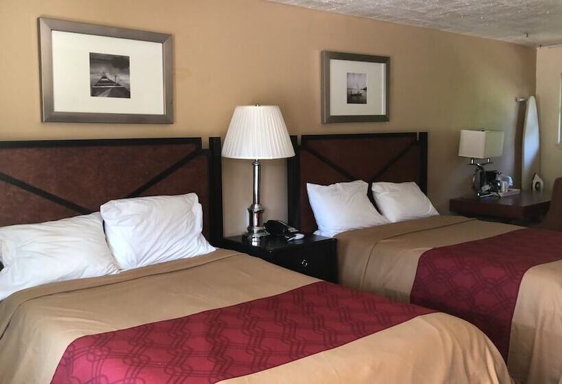 فندق على الطريق Rodeway Inn