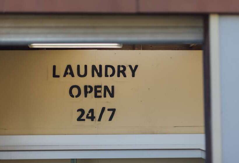 汽车旅馆  Eleven