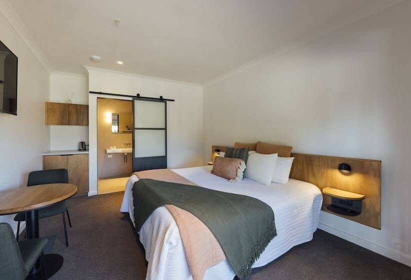 汽车旅馆  Eleven