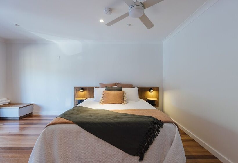 汽车旅馆  Eleven