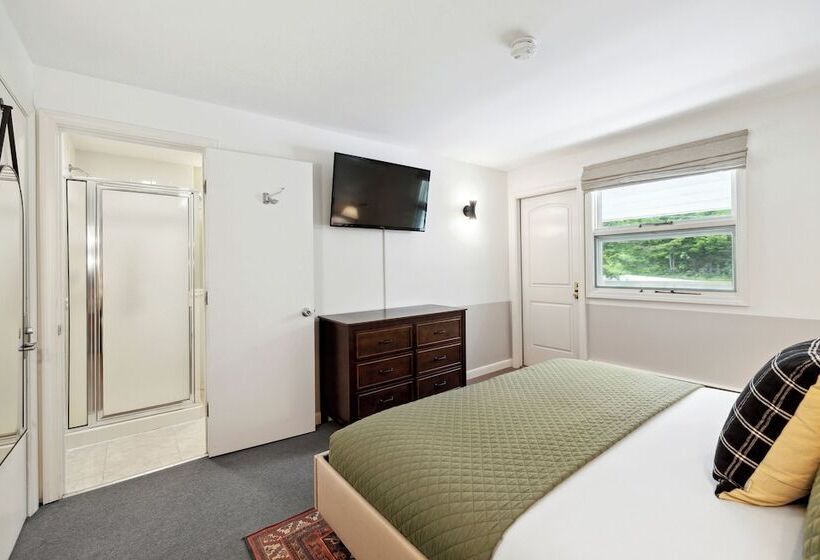 فندق على الطريق Mountaineer Inn