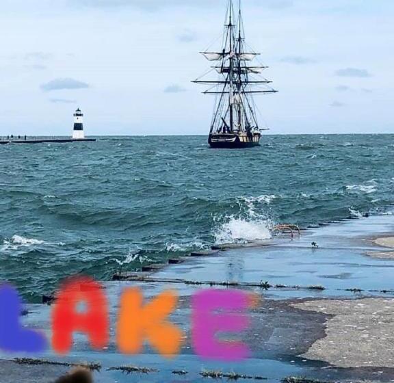 فندق على الطريق Rodeway Inn