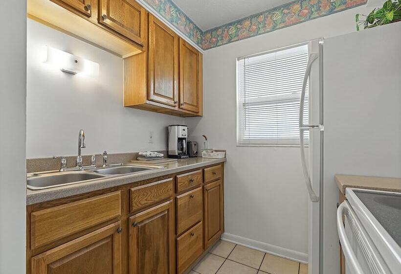 فندق على الطريق The Sportsman S Lodge & Marina