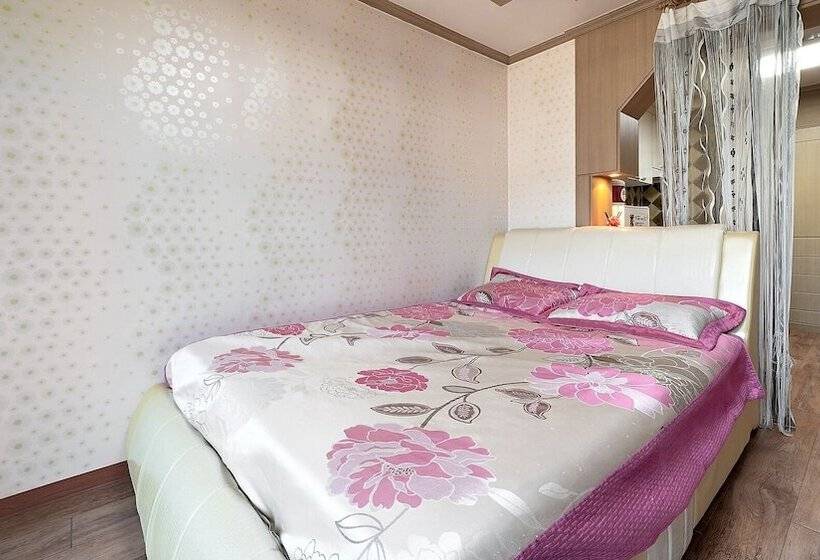 Namyangju Jeongwon Pension