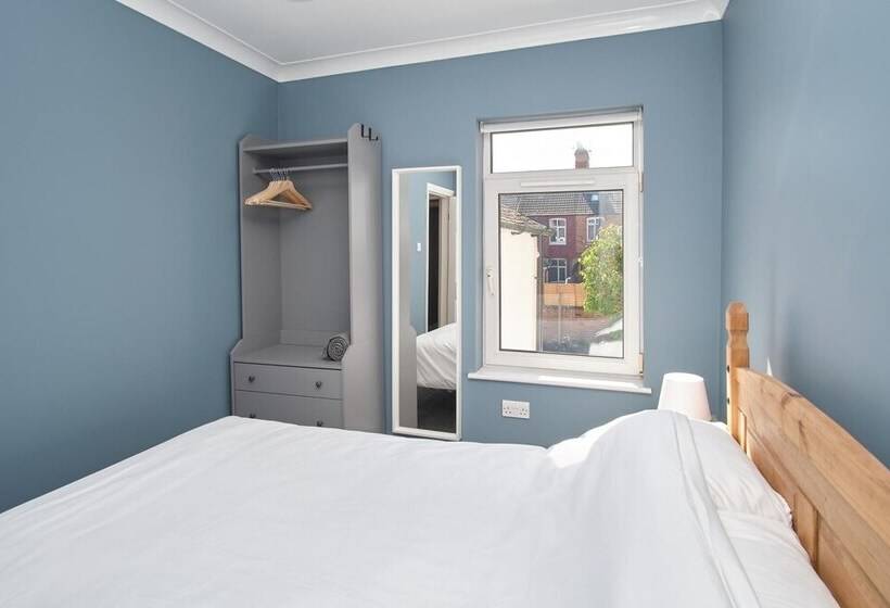 New 2bd Victorian Terraced House Loughborough