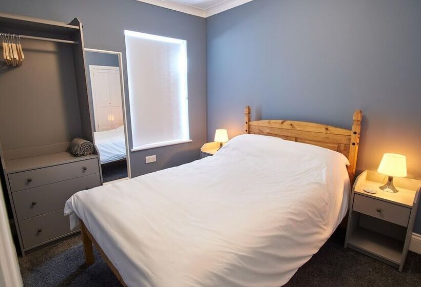 New 2bd Victorian Terraced House Loughborough