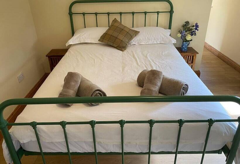 Orchard Cabin Herefordshire Wye Valley