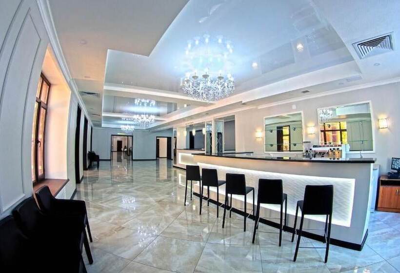 Osh Grand Hotel Chavo