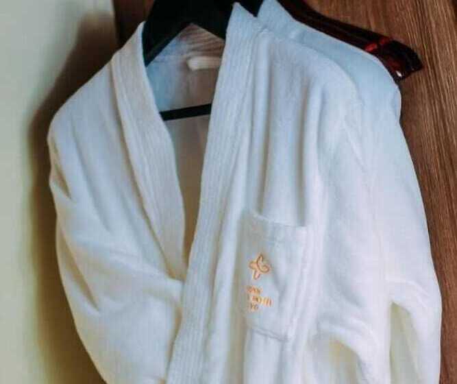 Osh Grand Hotel Chavo