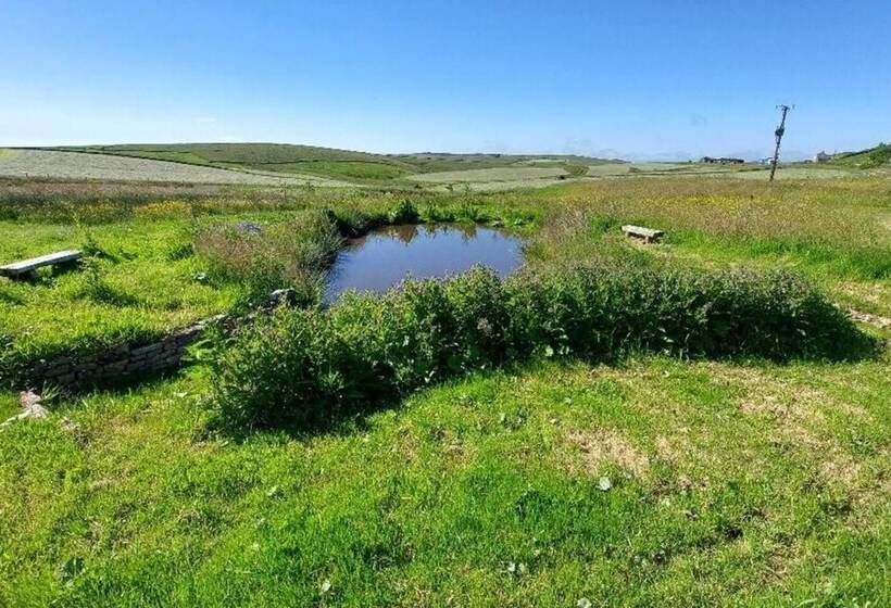 Peak District Cottage Set In 5 Acres Near Buxton