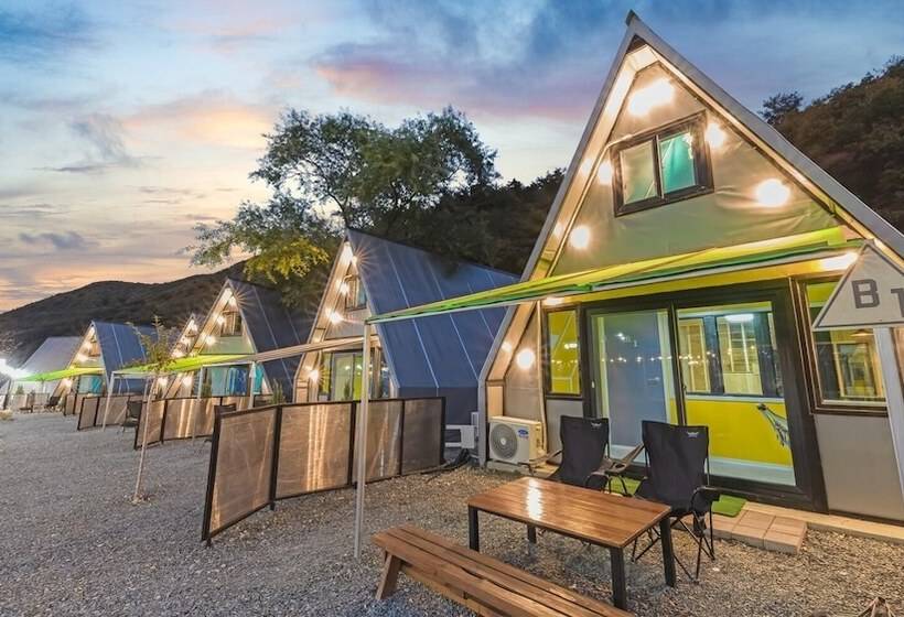 פנסיון Gyeongju Haneulbichkids Poolvilla