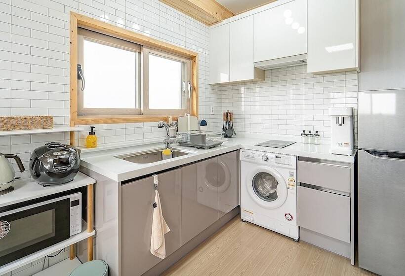 ペンション Jeju Hoyeongfarm Stay