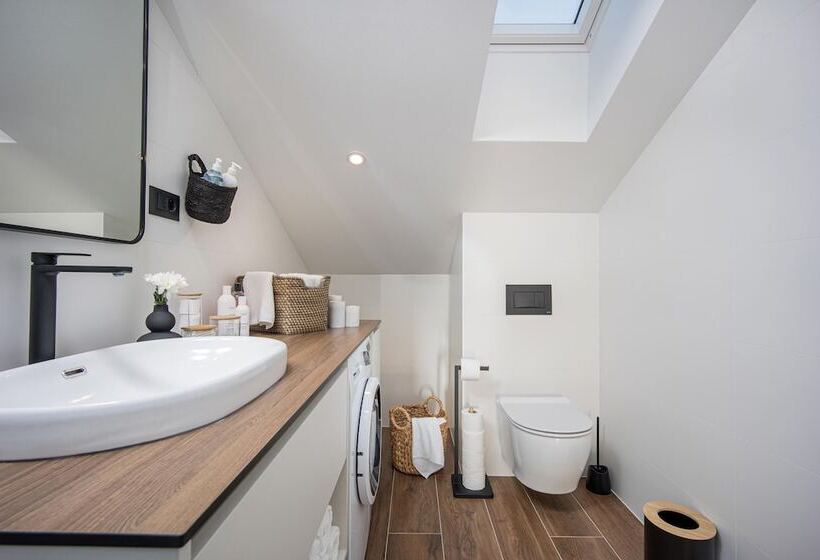 پانسیون Oleander Urban Suites