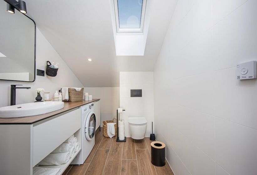 پانسیون Oleander Urban Suites