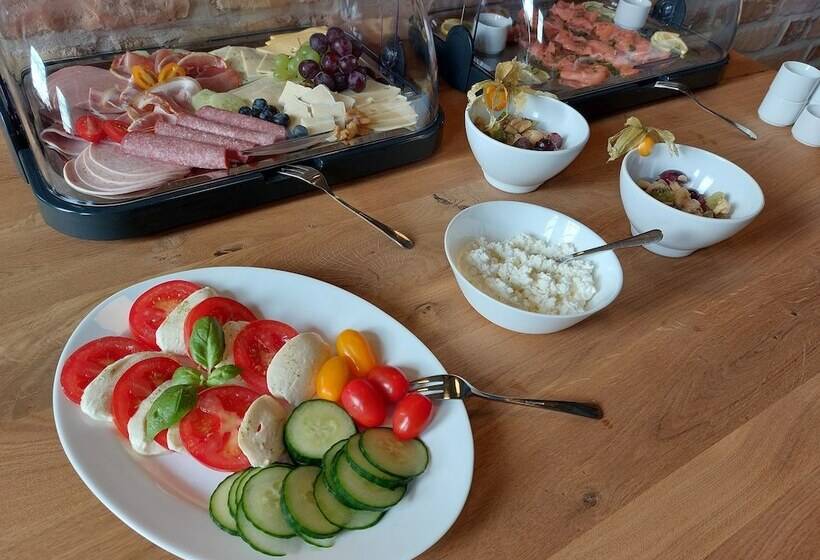 Пансион Storchenhof Blumenow