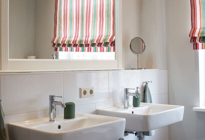 Пансион Storchenhof Blumenow