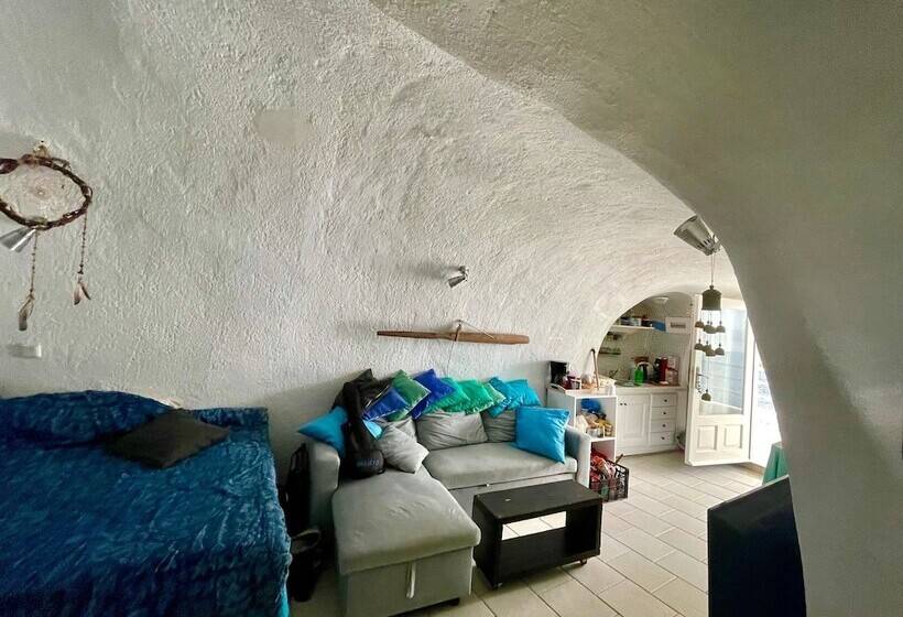 膳宿费 Studio In Old Port Of Fira, Sea View, Santorini