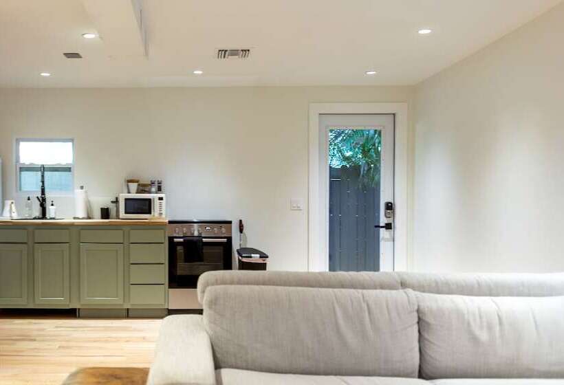 بنسيون The Grandview Collection   Fl Ave