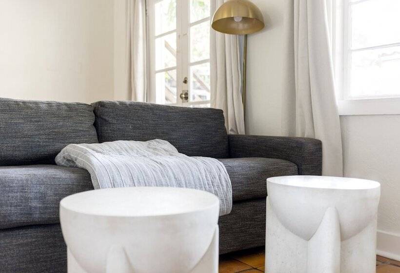 بنسيون The Grandview Collection Fl Ave