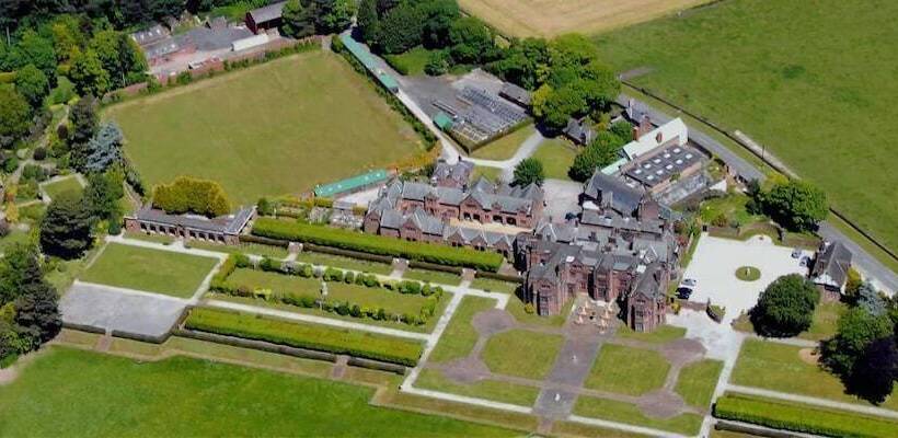 بنسيون Thornton Manor Estates