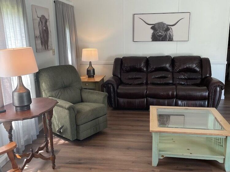 بنسيون West End House