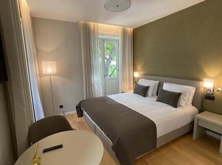 Pier House Accommodation