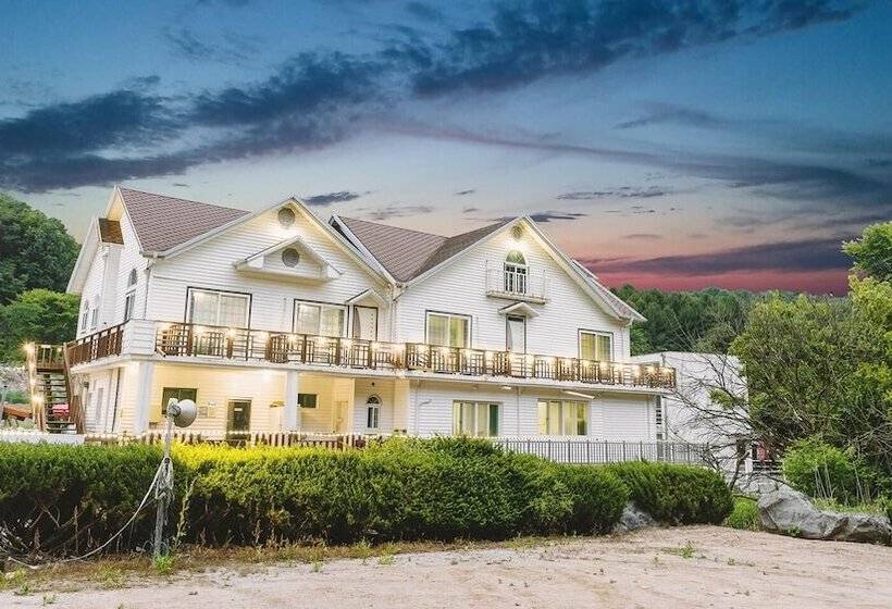 Pocheon Aleumdaun Pension