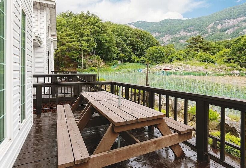 Pocheon Aleumdaun Pension