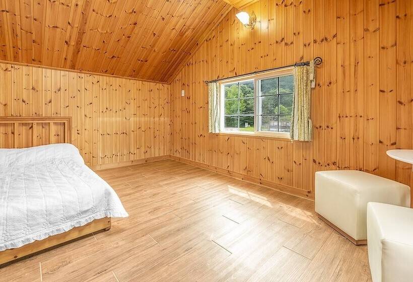 Pocheon Aleumdaun Pension