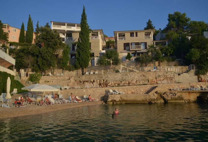 Oasis Premium Primosten