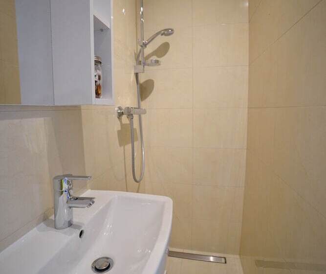 Oasis Premium Primosten